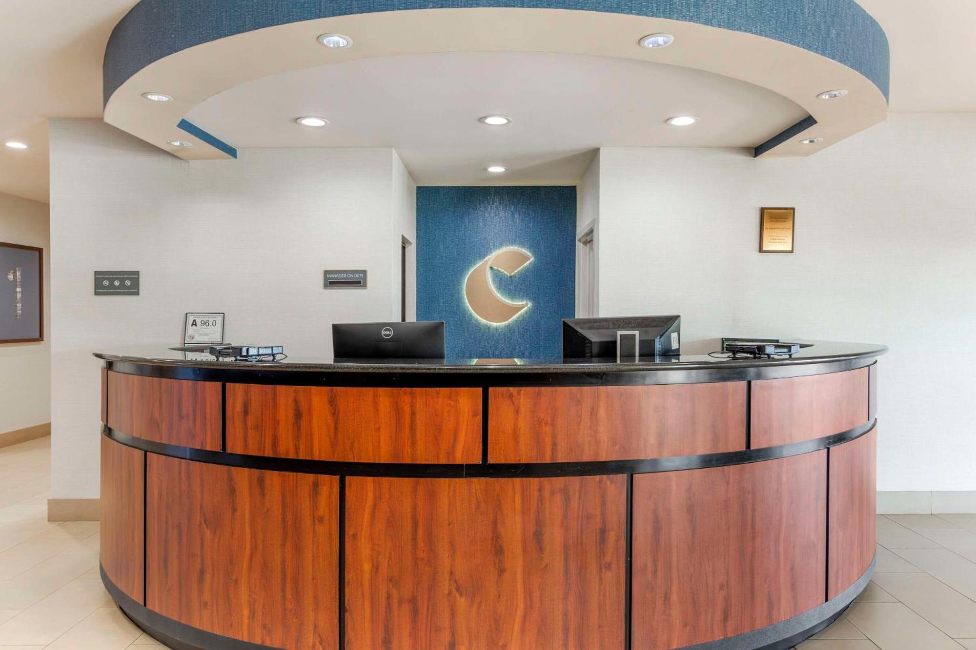 Comfort Suites Whitsett - Greensboro East Exterior foto