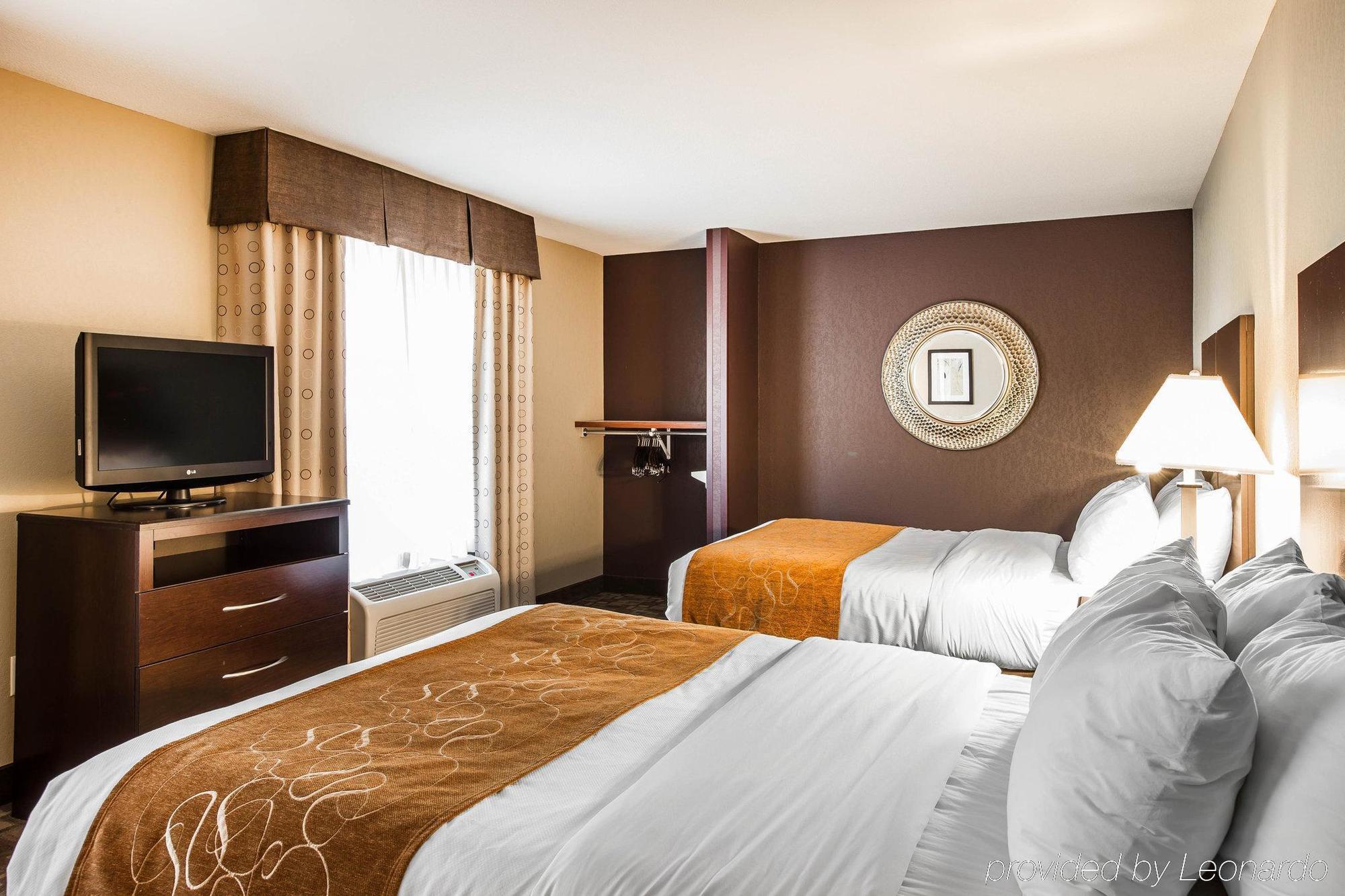Comfort Suites Whitsett - Greensboro East Exterior foto
